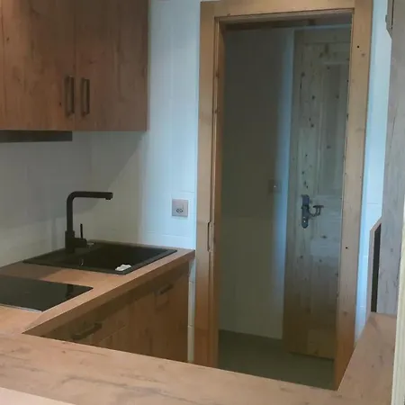 Mountain View Cosy, Comfortable 1 Bed-room Luxury * Crans-Montana